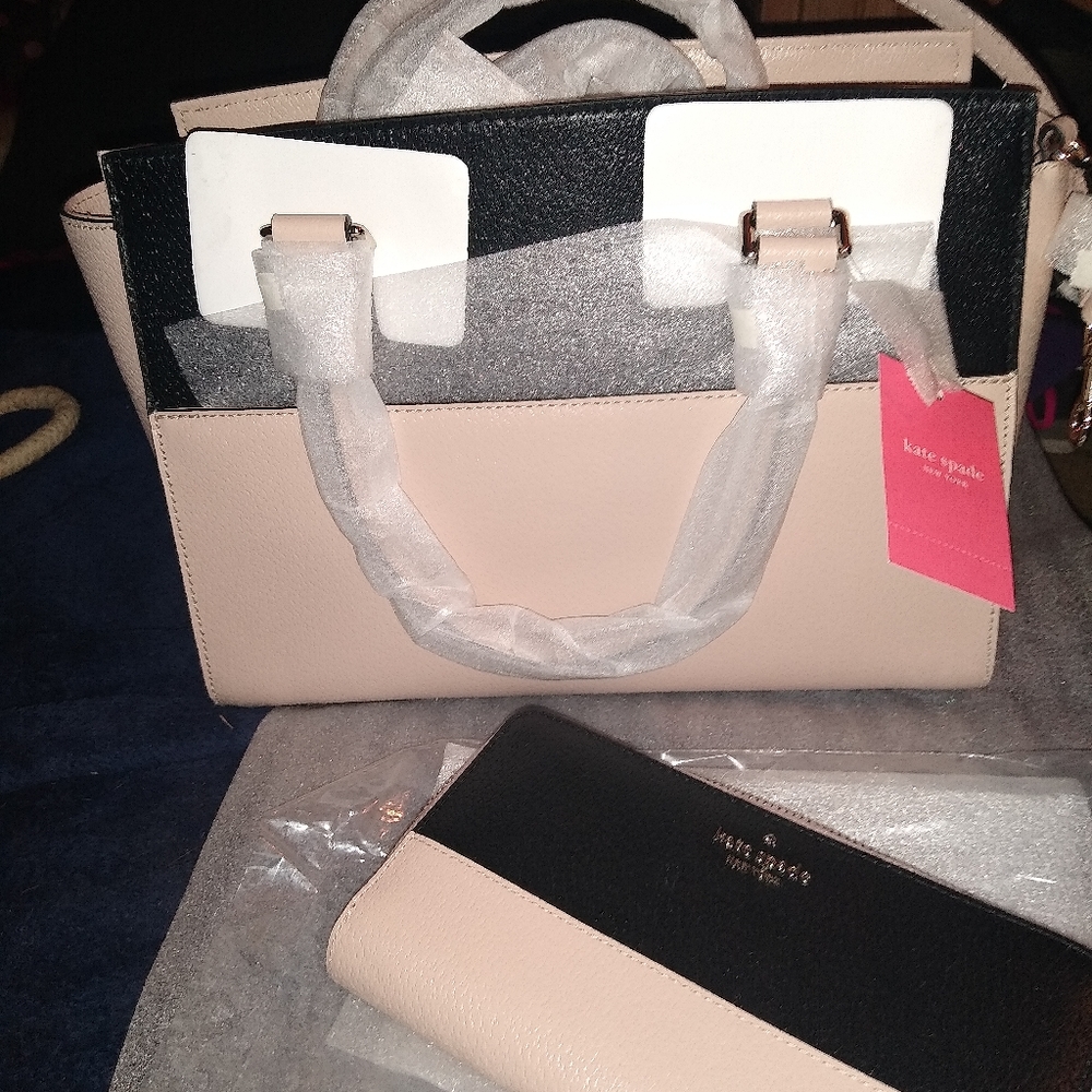 New with tags Kate Spade matching purse and wallet